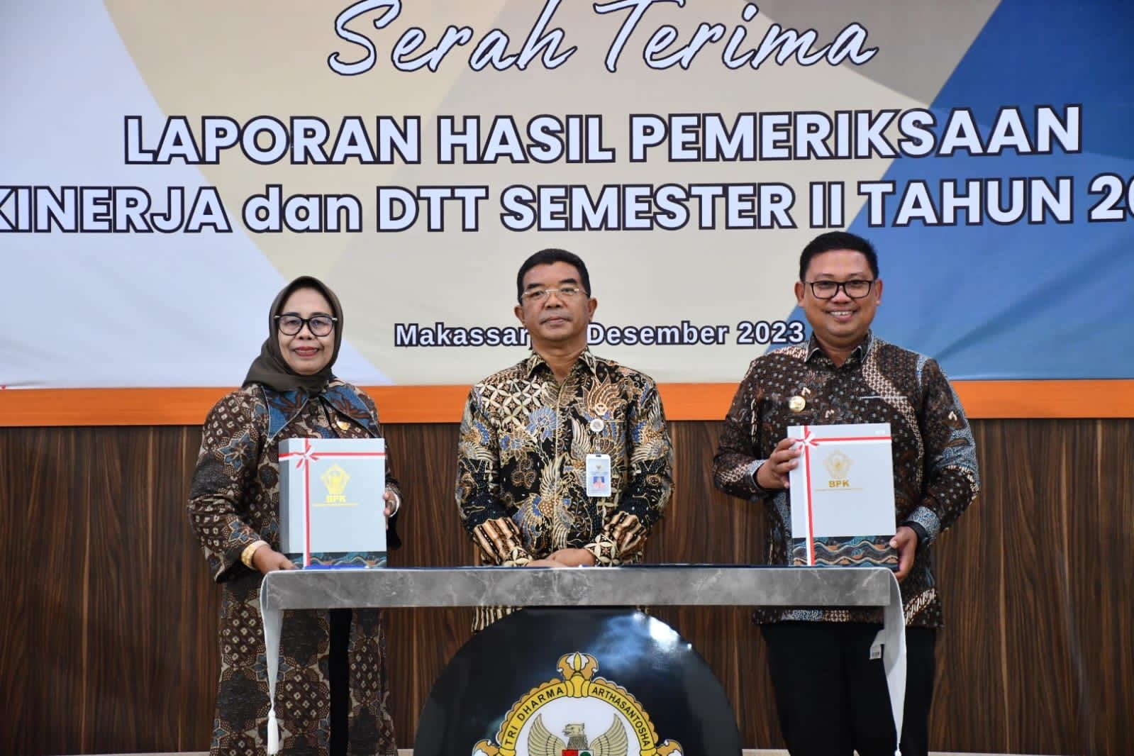 Penyerahan LHP Semester II Tahun 2023 Pemkot Palopo