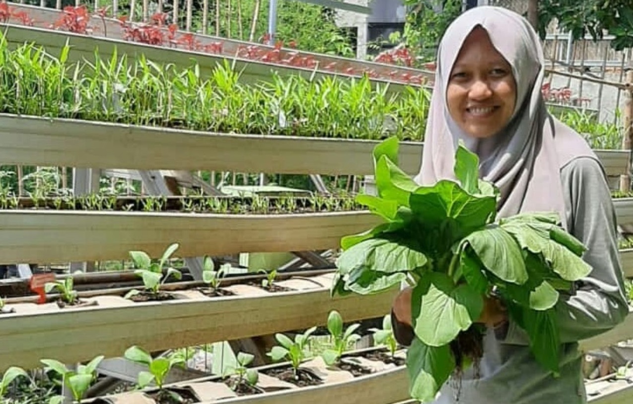 Co-Founder Garis Kebun, Diah Nurmalasari